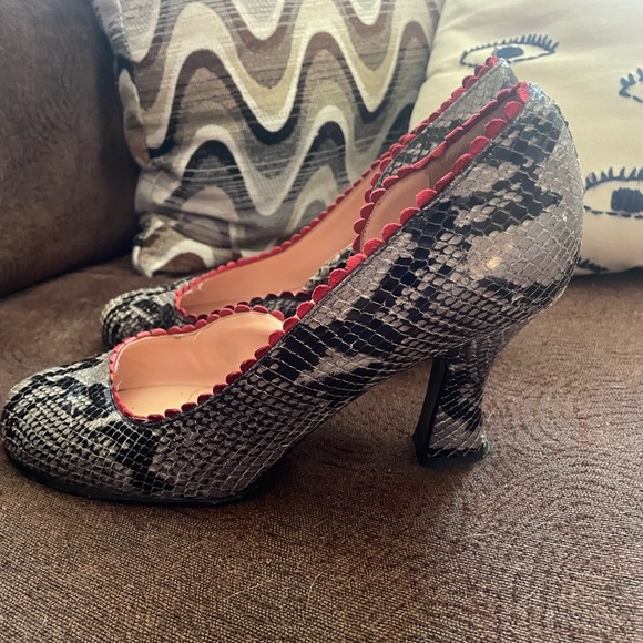 Anyi Lu Snakeskin Style Block Heel With Red Trim - Picture 3 of 9